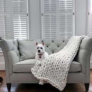 Cozy Chunky Blanket free crochet pattern by iknit2purl2