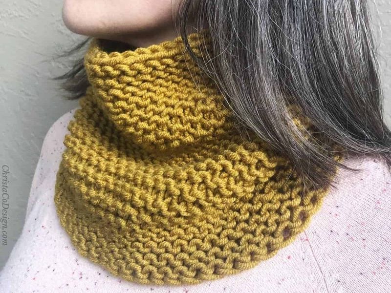 Giana Cowl free crochet pattern by ChristaCoDesign