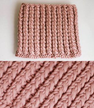 Chunky Crossover Cowl free crochet pattern by Sheep and Stitch
