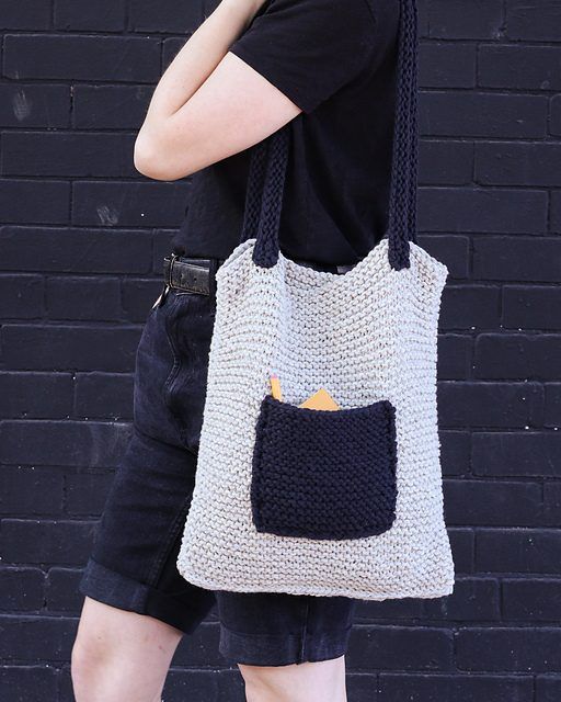The Easiest Knitted Tote Bag free crochet pattern by Cleo Malone