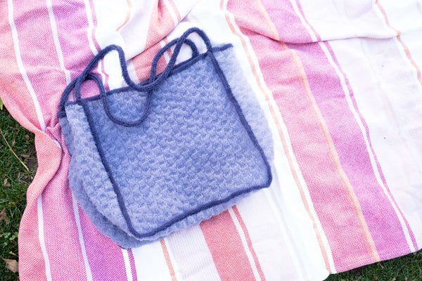Check Stitch Bag free crochet pattern by Lion Brand Yarn