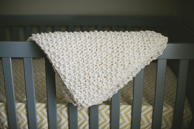 Easy Chunky Knit Baby Blanket free crochet pattern by Merrythought