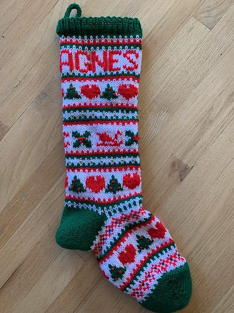 Lined Knit Christmas Stocking free crochet pattern by Agnes Freese (Freese-Works)