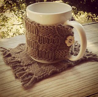 A Rug and a Hug for a Mug free crochet pattern by the barbarian horde