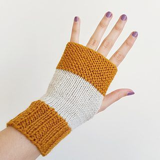 Super Simple Handwarmers free crochet pattern by Emily Bolduan