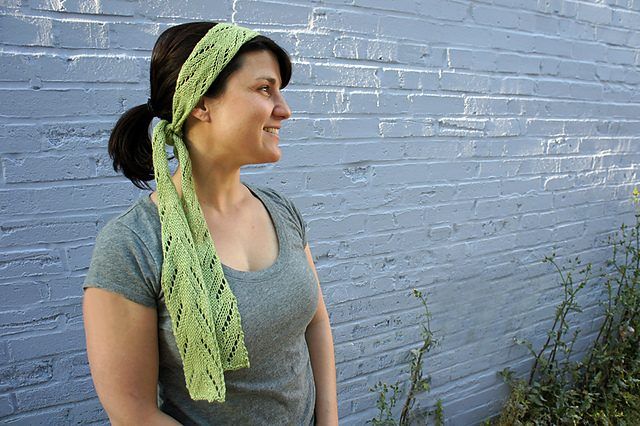 Springlike Headscarf free crochet pattern by Tanis Gray