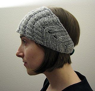 Cablerimetry free crochet pattern by The Kninja (Meg White)