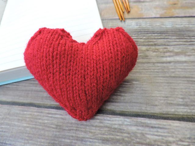 Lots of Love Knitted Heart free crochet pattern by Bethany Rapp