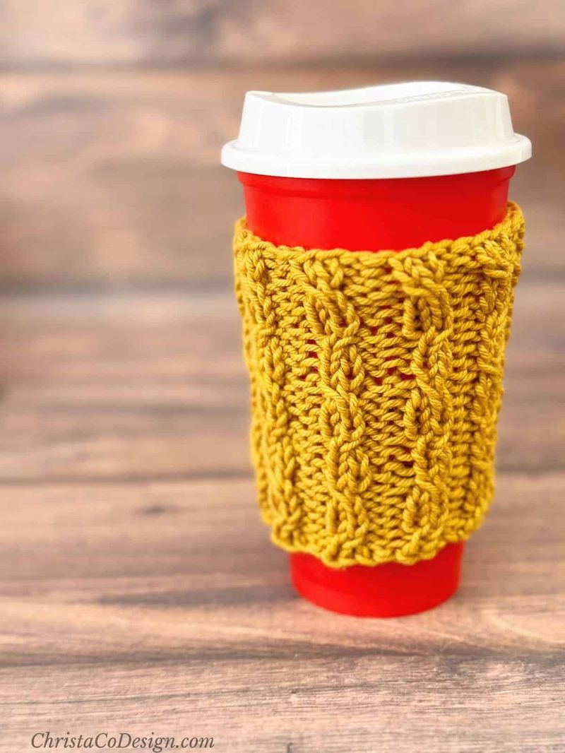 Amara Cable Cup Cozy free crochet pattern by ChristaCoDesign