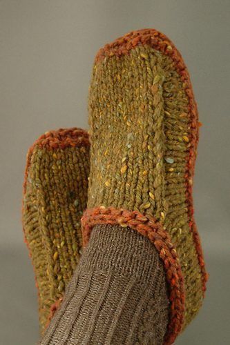 Non-Felted Slippers free crochet pattern by Yuko Nakamura